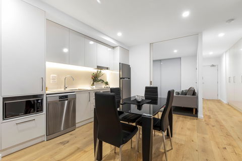 Astra Apartments Newcastle - Perths Hotel 2