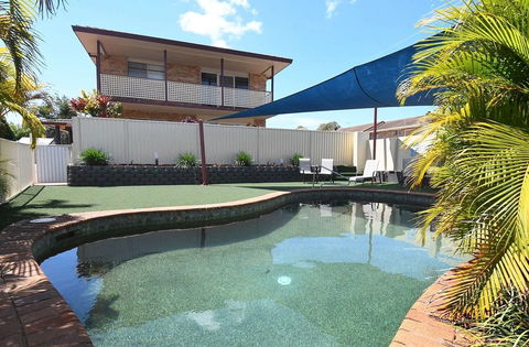 Kennedy Drive Motel - Perths Hotel 6