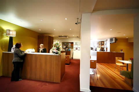 Best Western Plus The Tudor-Box Hill - Perths Hotel 0