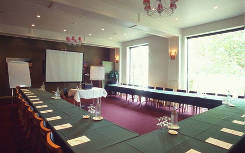 Best Western Plus The Tudor-Box Hill - Perths Hotel 8