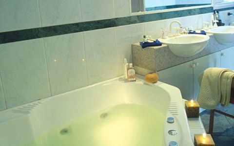 Best Western Plus The Tudor-Box Hill - Perths Hotel 12
