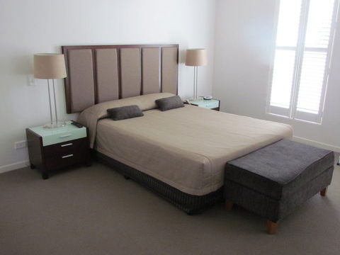 Metzo Noosa Resort - Perths Hotel 1