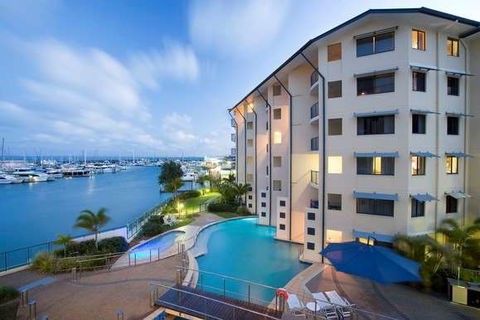 Mantra Hervey Bay - Perths Hotel 0