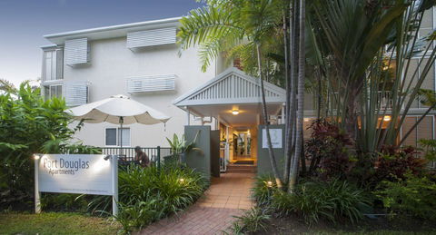 Port Douglas Apartments - Perths Hotel 0