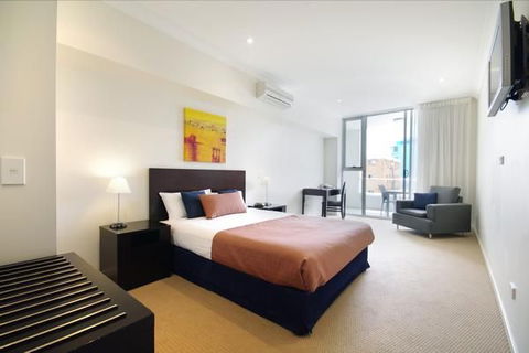 Macquarie Waters Boutique Apartment Htl - Perths Hotel 2