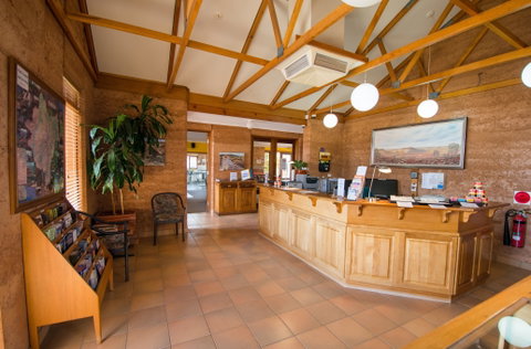 Mud Hut Motel - Perths Hotel 2