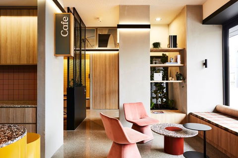 Lanbruk Apartment Hotel-Richomnd Hill - Perths Hotel 2