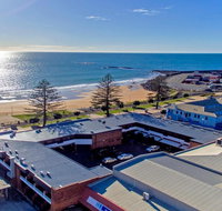 Beachfront Voyager Motor Inn - Perths Hotel