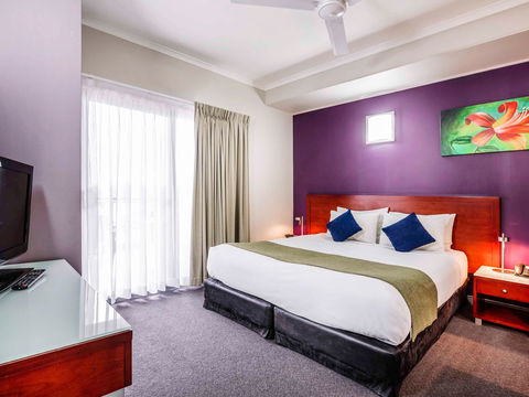 Novotel Darwin Airport Hotel - Perths Hotel 0
