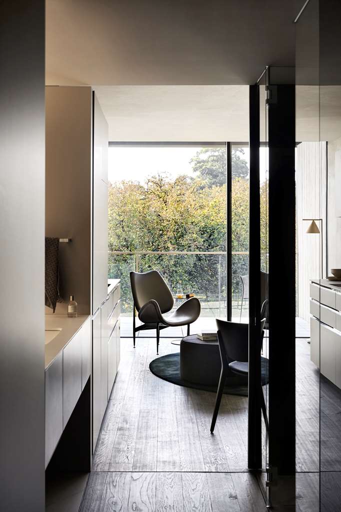 Perths Hotel
