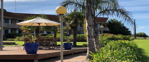 Kangaroo Island Seaside Inn - Perths Hotel 0