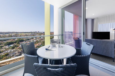 Meriton Suites Zetland - Perths Hotel 4