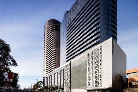 The Chen - Art Series - Perths Hotel 0