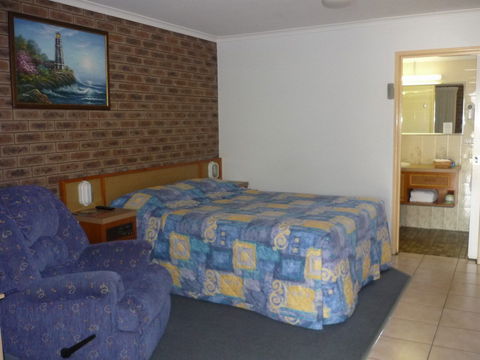 Lantern Motor Inn - Perths Hotel 1