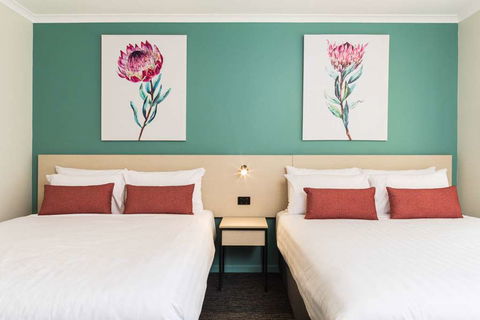 NIghtcap At Balaclava Hotel - Perths Hotel 7
