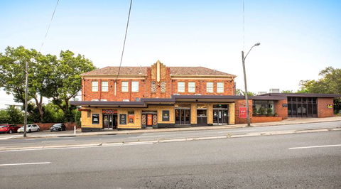 Nightcap At Pymble Hotel - Perths Hotel 0