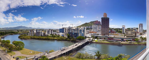Hotel Grand Chancellor Townsville - Perths Hotel 0