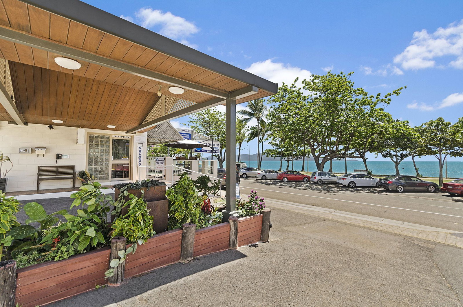 Shelly Beach QLD Perths Hotel