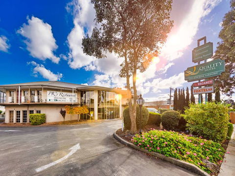 Quality Hotel Melbourne Airport - Perths Hotel 0