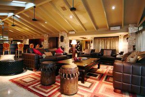 Trinity Beach Palace - Perths Hotel 1
