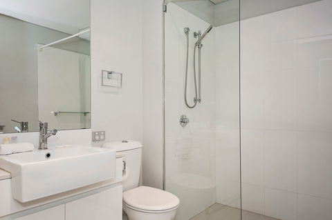 Astra Apartments Perth - Perths Hotel 2