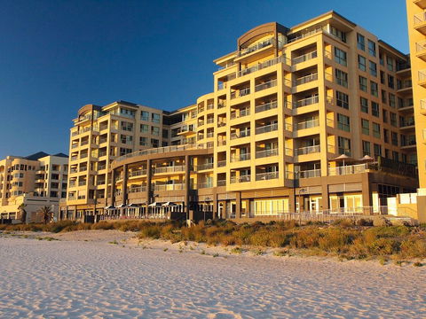 Oaks Pier Plaza - Perths Hotel 0
