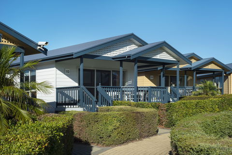 West Beach Parks - Perths Hotel 0
