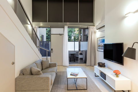 Meriton Suites Waterloo - Perths Hotel 2
