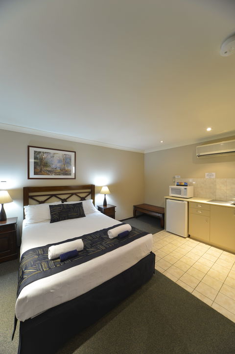 Wattle Grove Motel - Perths Hotel 2