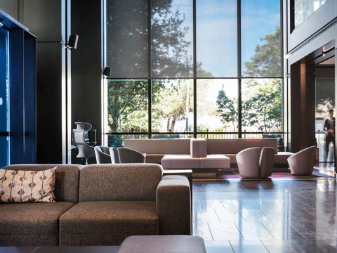Pullman Sydney Airport Hotel - Perths Hotel 1
