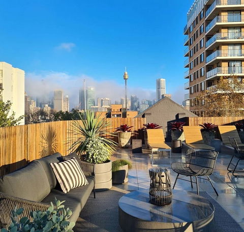 Regents Court - Perths Hotel 2