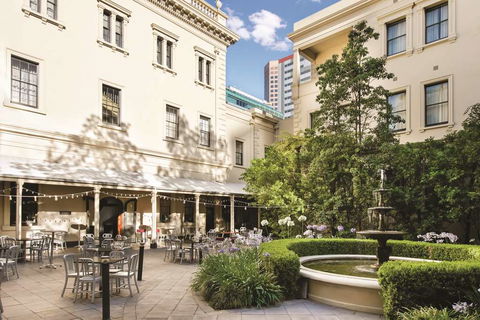 Adina Apartment Hotel Adelaide Treasury - Perths Hotel 1