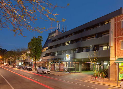 Comfort Hotel Adelaide Meridien - Perths Hotel 0