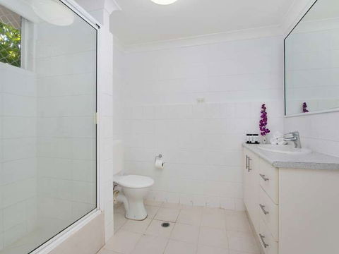 Cairns City Palms - Perths Hotel 1
