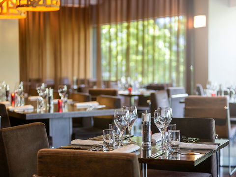 Novotel Canberra - Perths Hotel 1