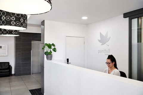 Punthill Oakleigh - Perths Hotel 1