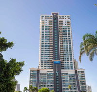Mantra Crown Towers Surfers Paradise - Perths Hotel