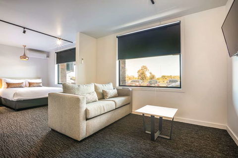 Cheeky Squire Hotel By Nightcap - Perths Hotel 2