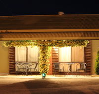 Riverland Motel - Perths Hotel