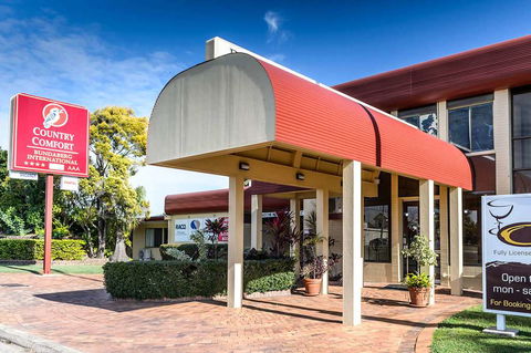 Country Comfort Bundaberg International - Perths Hotel 0
