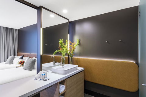 Vibe Hotel Canberra - Perths Hotel 16