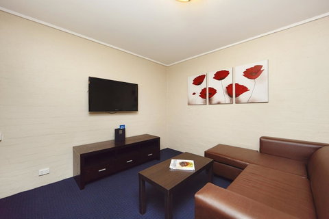 Ibis Styles Canberra - Perths Hotel 13