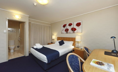 Ibis Styles Canberra - Perths Hotel 9
