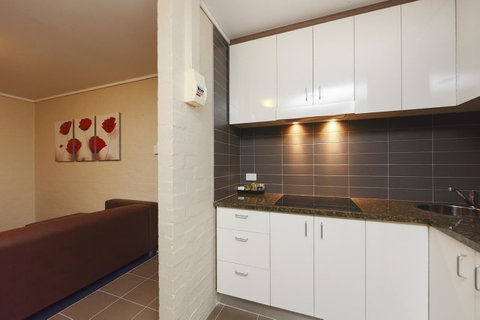Ibis Styles Canberra - Perths Hotel 12