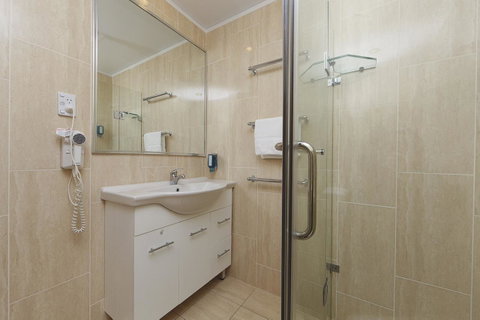 Ibis Styles Canberra - Perths Hotel 11