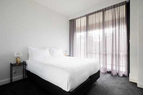 Knightsbridge Canberra - Perths Hotel 12
