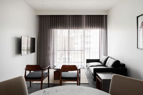 Knightsbridge Canberra - Perths Hotel 22
