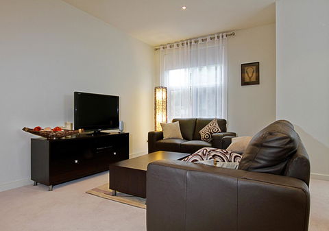 Trieste 4 - Perths Hotel 28