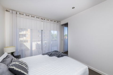 Trieste 4 - Perths Hotel 7