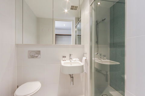 Trieste 4 - Perths Hotel 41